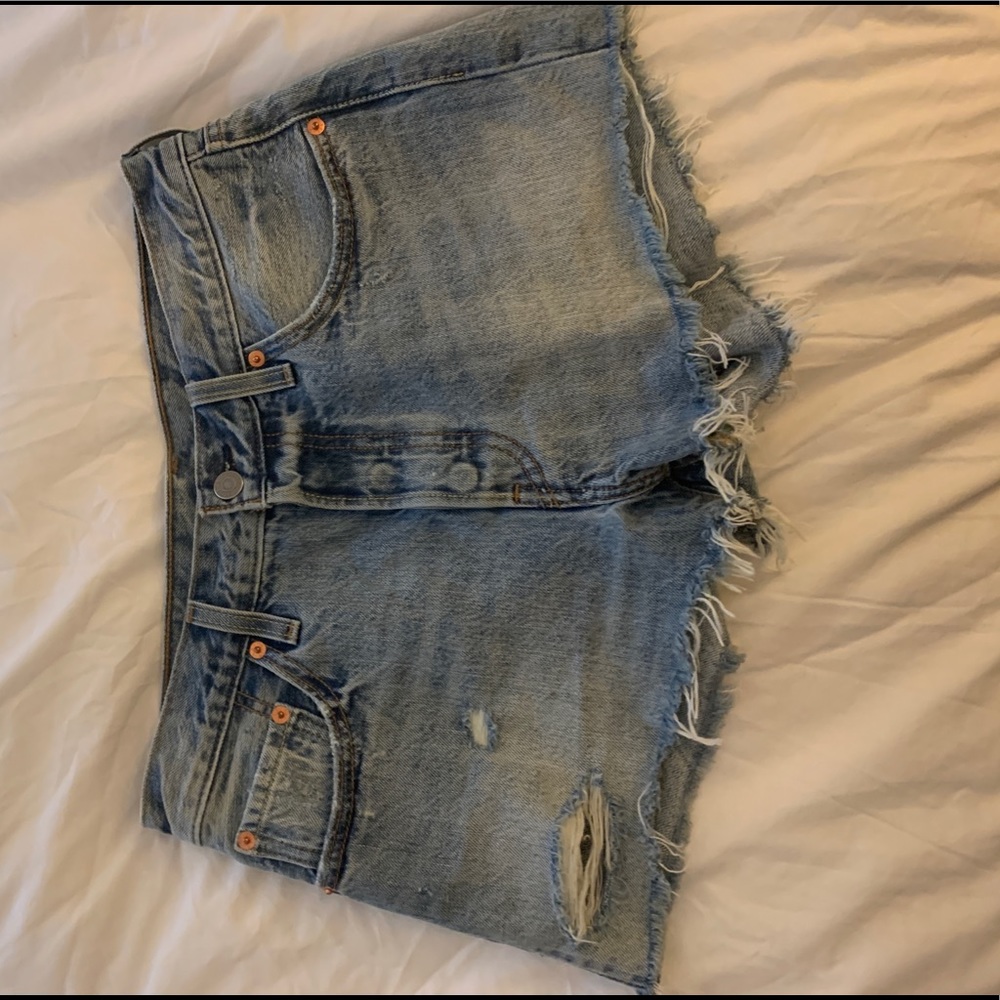 Brand new never worn Levi shorts